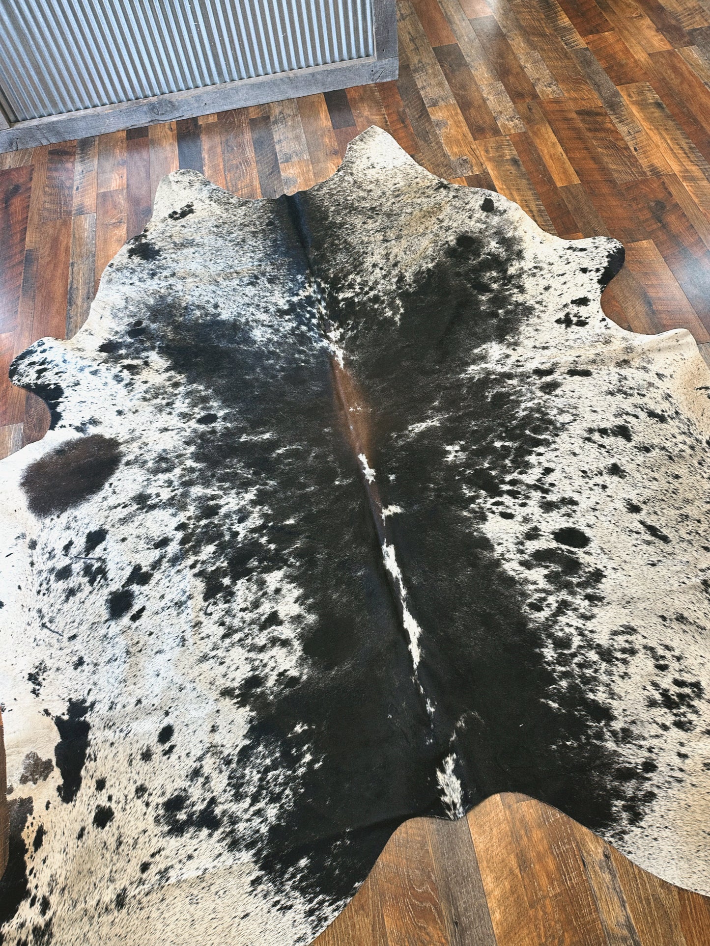 Salt N Pepper Cowhide Rug