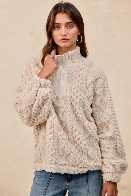 Missed Call Pullover